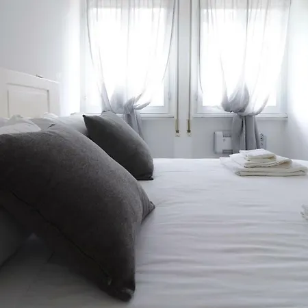 Apartmán Italianway - Aurelia Ponente 12 *